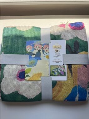 Disney Alice in Wonderland Floral Throw Blanket, art by Mary Blair NWT